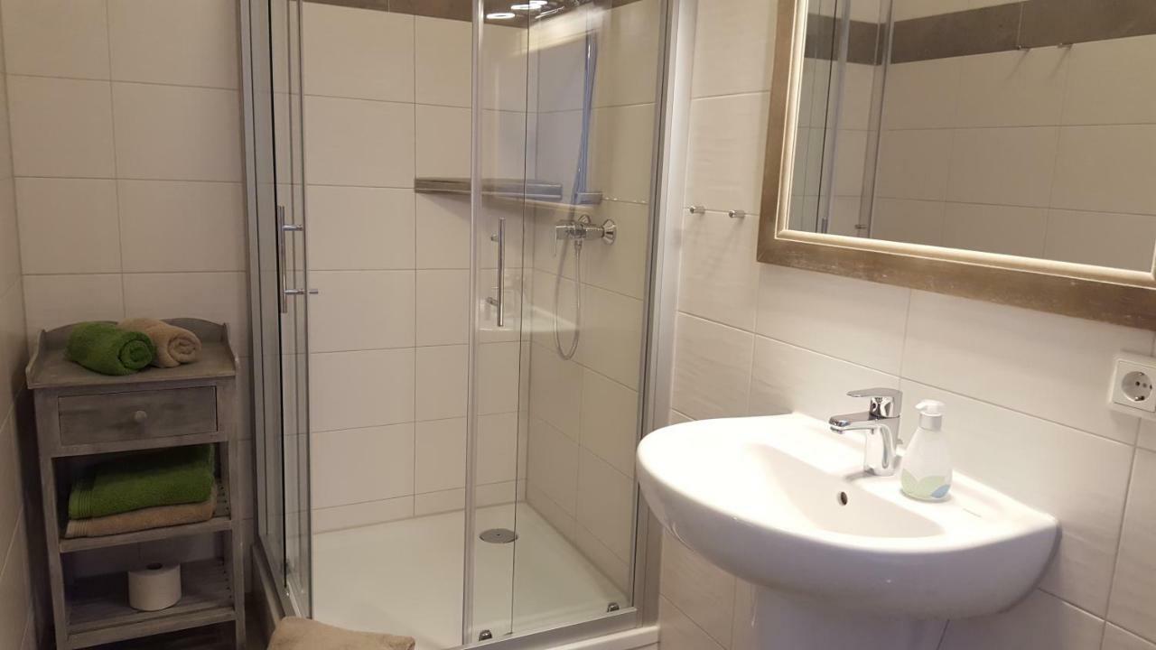 Gruener Wald Appartement Burg Kauper Buitenkant foto