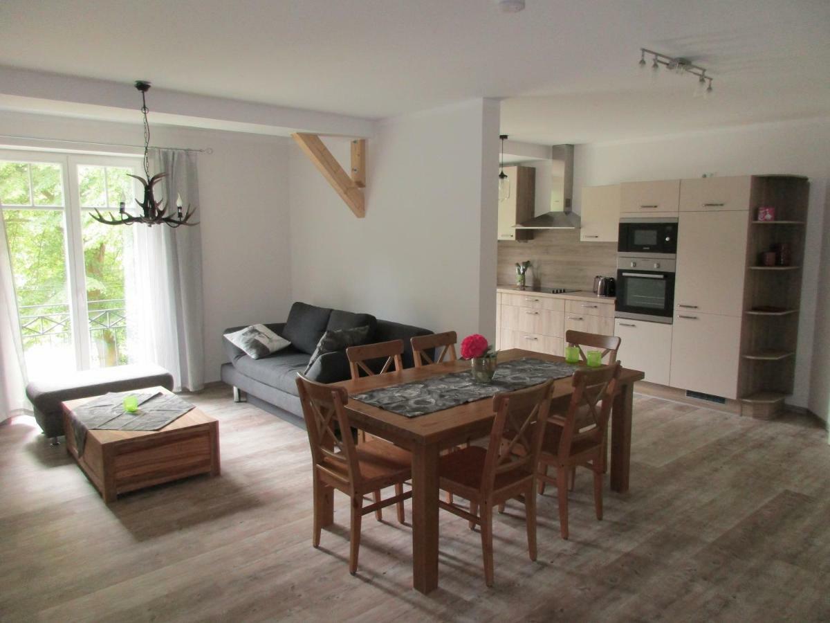 Gruener Wald Appartement Burg Kauper Buitenkant foto
