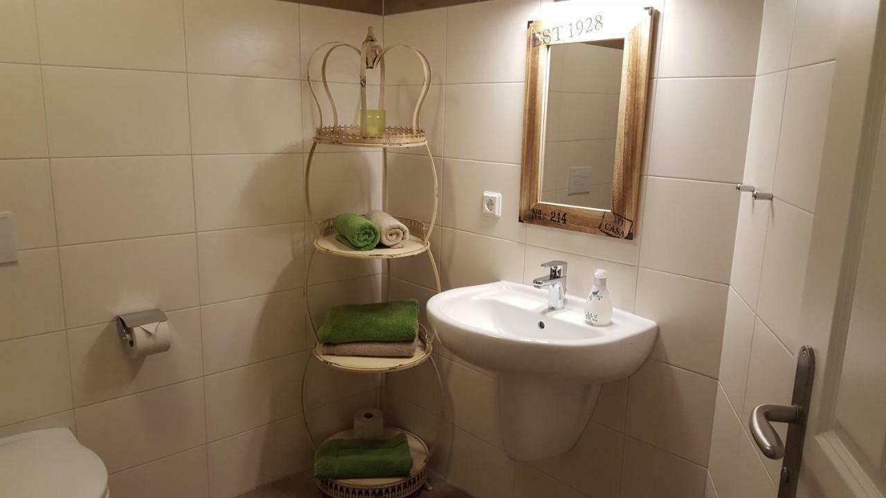 Gruener Wald Appartement Burg Kauper Buitenkant foto