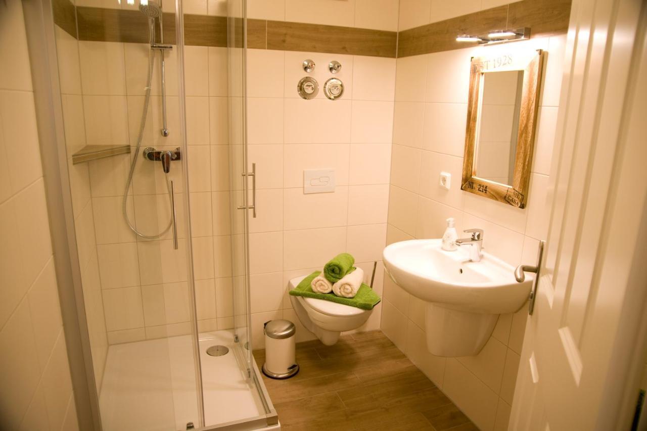 Gruener Wald Appartement Burg Kauper Buitenkant foto